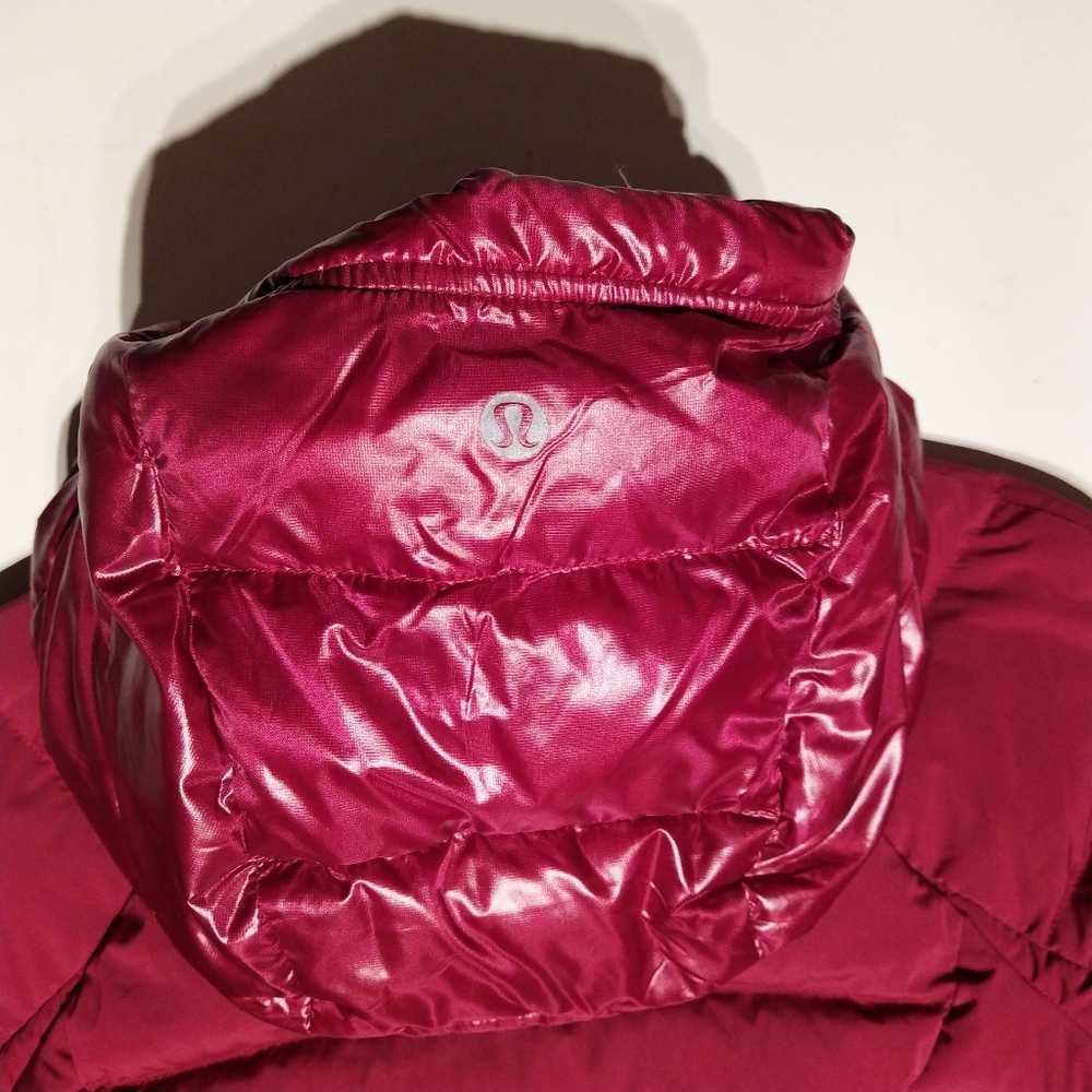 *SOLD* Lululemon 'Down Right Cozy Pullover' Goose - Picture 6 of 12